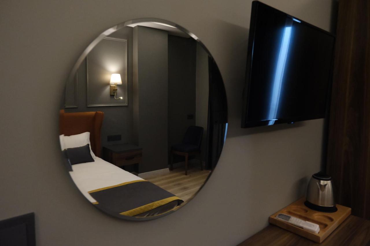 The Pearl Airport Hotel Arnavutkoy Exteriör bild