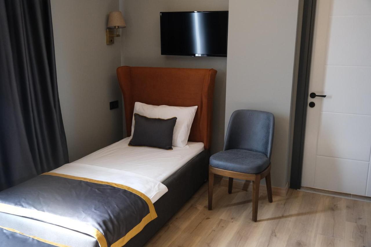 The Pearl Airport Hotel Arnavutkoy Exteriör bild