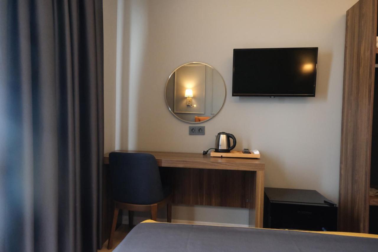 The Pearl Airport Hotel Arnavutkoy Exteriör bild